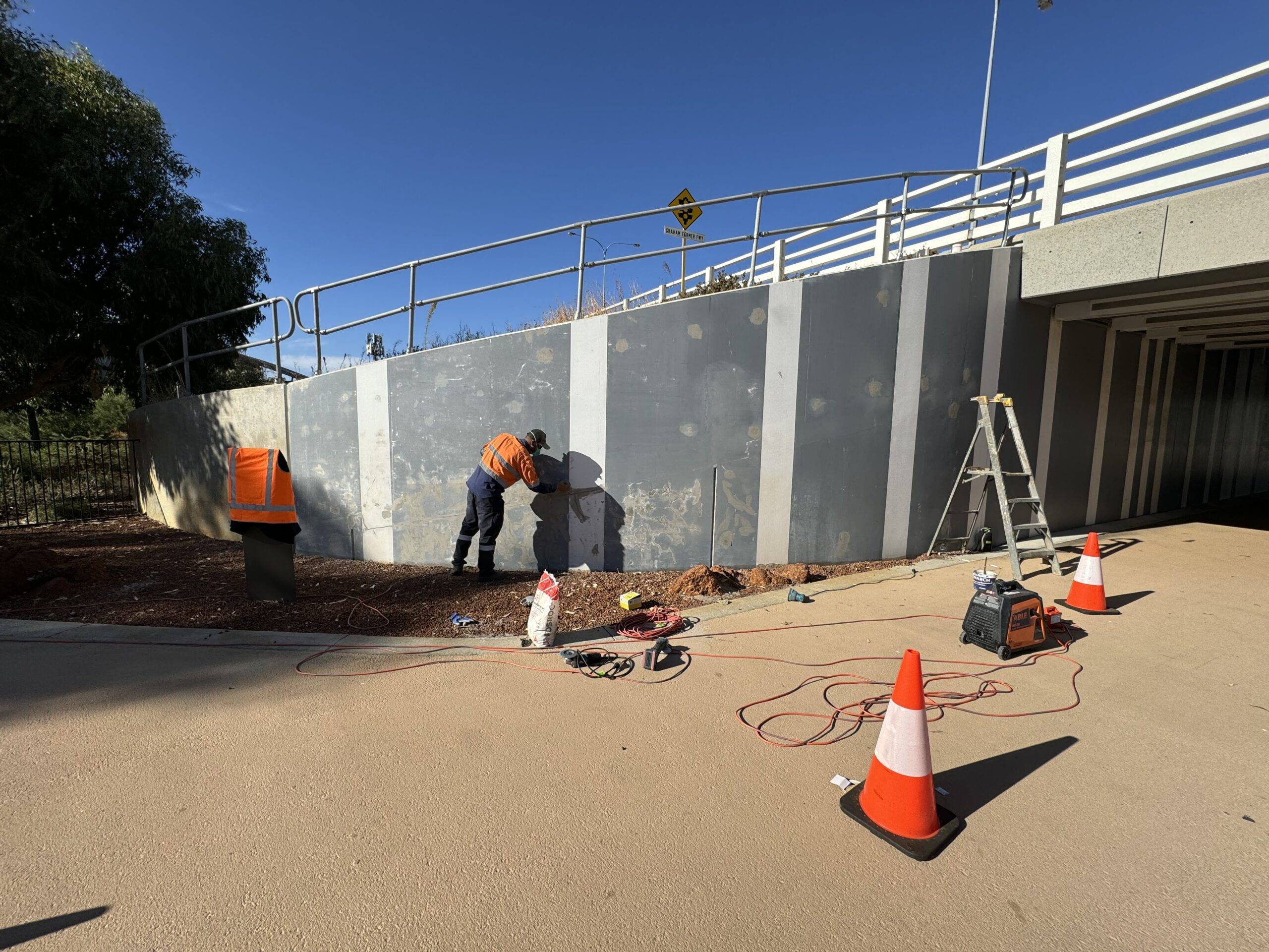 Surface preparation of bridge steelwork before coating